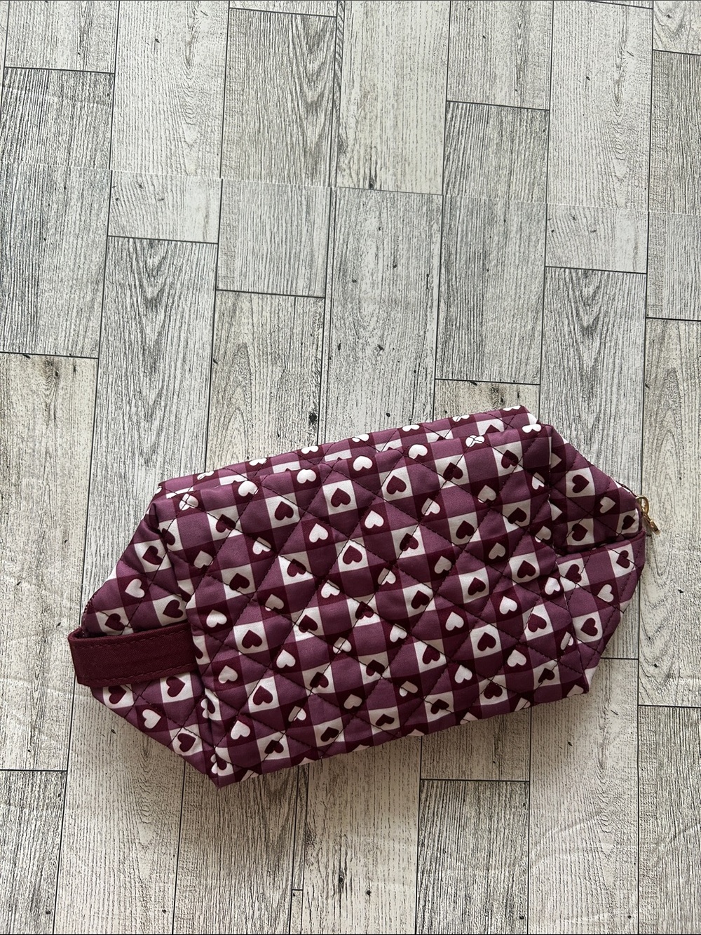 American Eagle Quilted Heart Print Cosmetic Bag